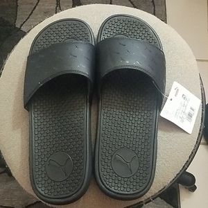 Women black puma sandals